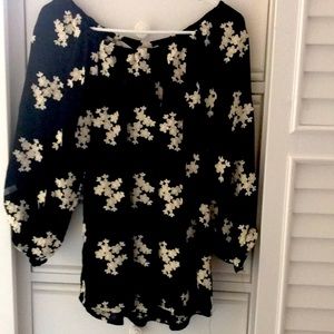 Cute little top worn a couple of times!